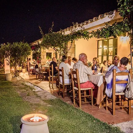 Sa Pedrera Country Hotel Càbras